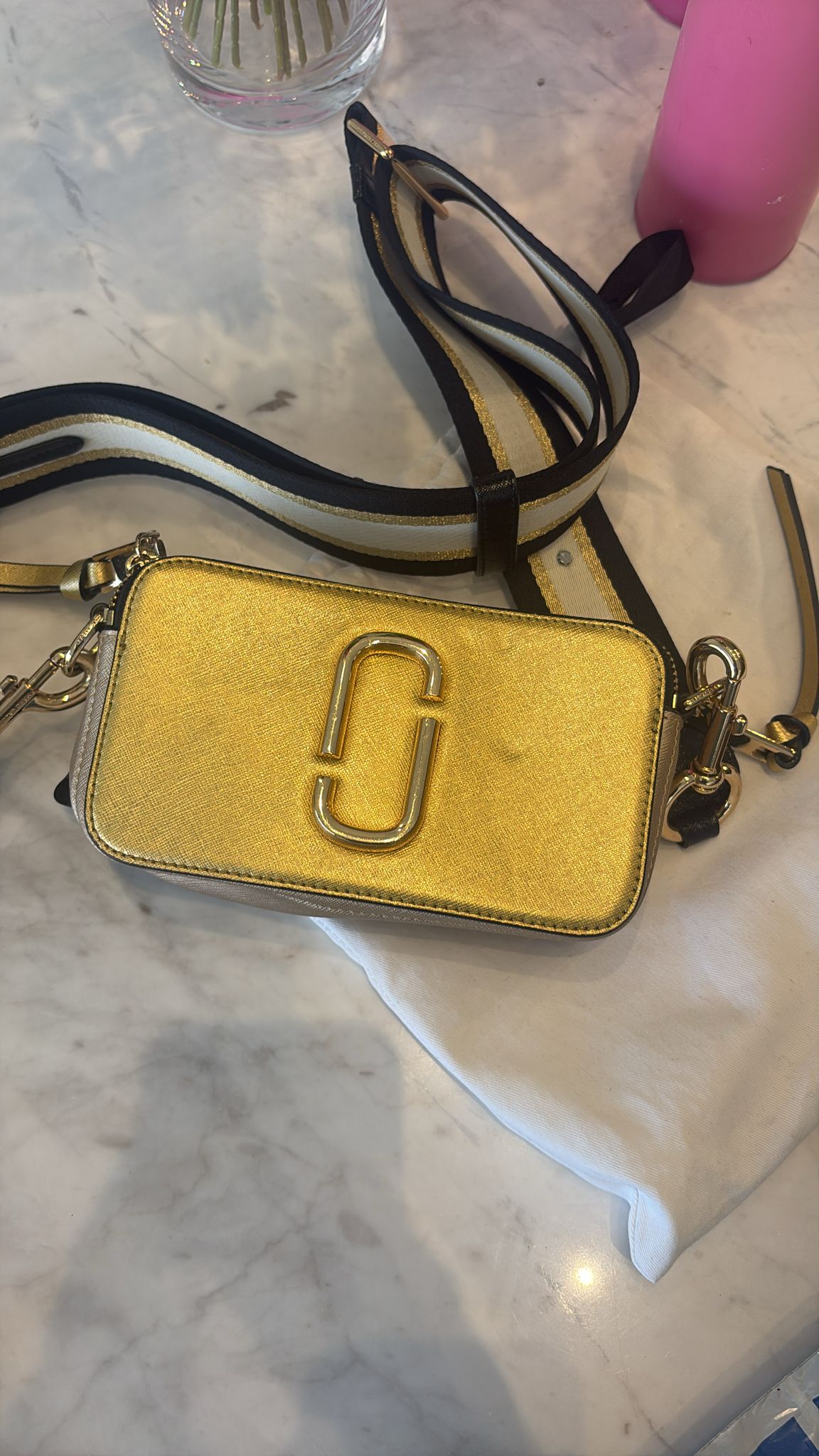 a3pm5U0JR60h4i7CMghkm9IC94yUdajaShvT3isV.jpg a3pm5U0JR60h4i7CMghkm9IC94yUdajaShvT3isV