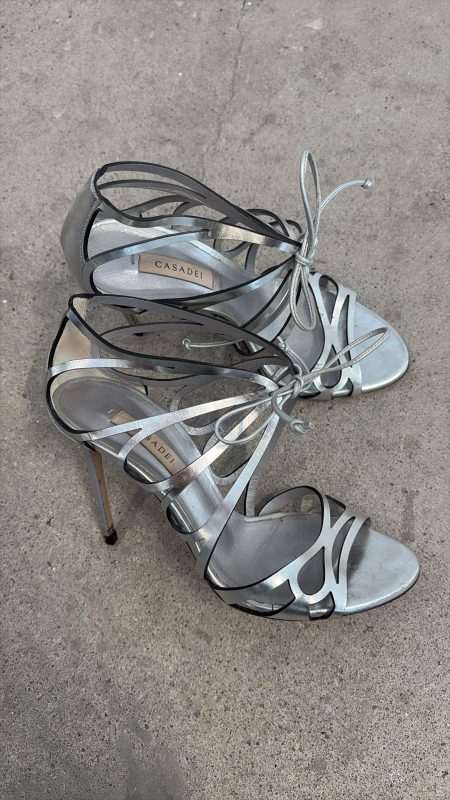 gchVee5Baee2OBxCT1wIZ3IVoWgKqKFbz65MvwaR 1