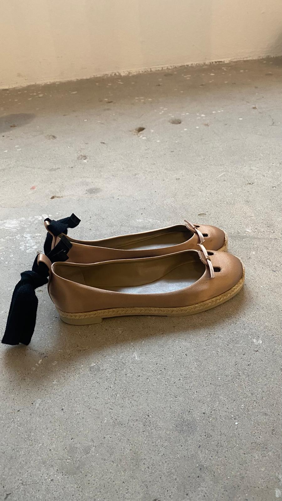 AFoJegTgJlU9pfryHEyXDsRAar7phMXcP6x2yHPl-2.jpg AFoJegTgJlU9pfryHEyXDsRAar7phMXcP6x2yHPl 2