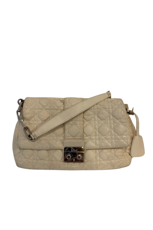 ngTryB0RsheVfKucBzYcokpakXfbTtGfHa6zVQHd 3