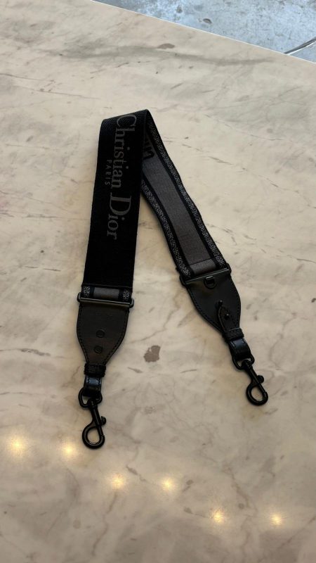 CZt5NizcZN5WHNW8LtaKZRwQhBruJMoHE8fiYJzx 2