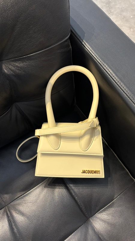 jBLNNEbw2yMbDgp9a28iDGHPyVFn3Y0j75adTPpA 8