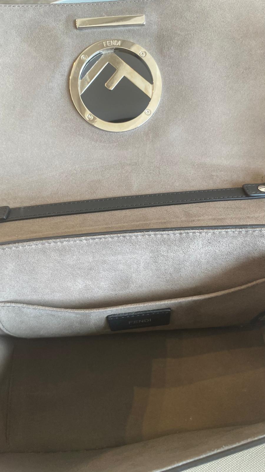 LOm916G7eMbTR77pm5joDH2s1TP9PT4D7EMXF4uG-1.jpg LOm916G7eMbTR77pm5joDH2s1TP9PT4D7EMXF4uG 1