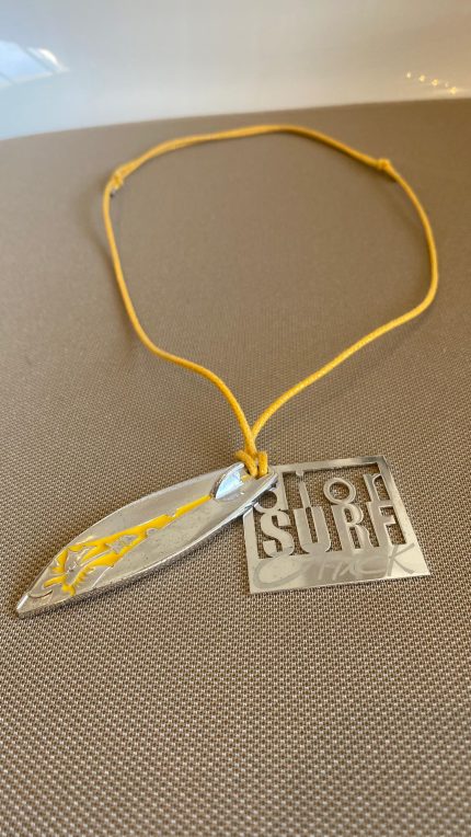 Surf Chick Kolye
