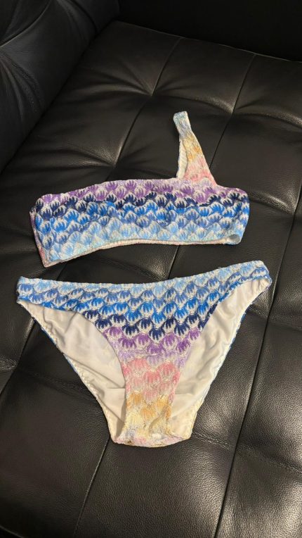 Çok Renklİ Örgü Bikini Takımı